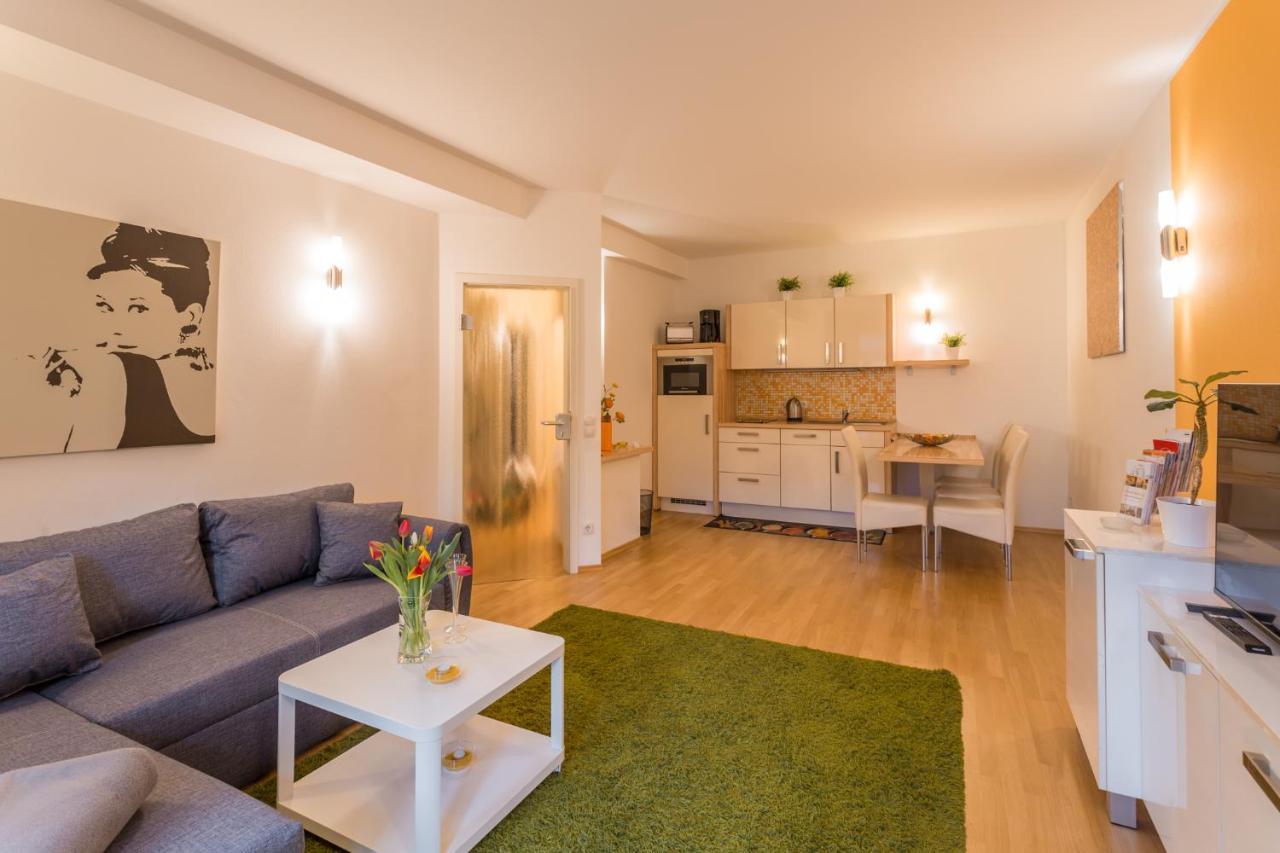 Apartment 1, Rothenburger Strasse Дрезден Экстерьер фото